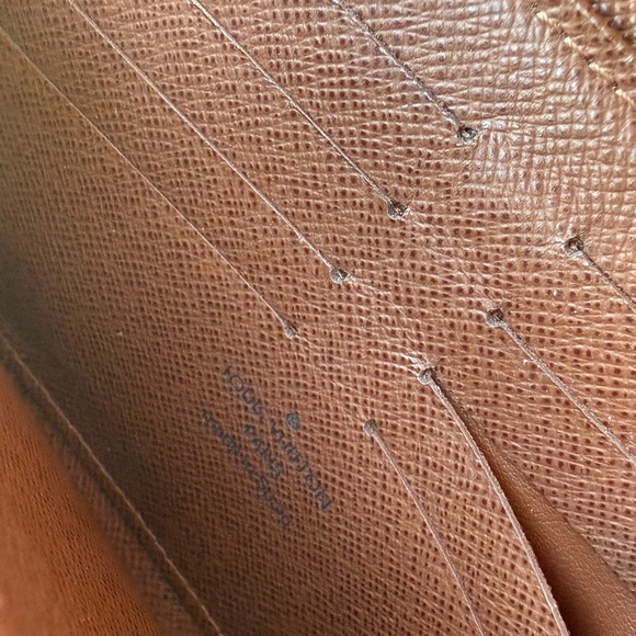 Authentic Louis Vuitton Boetie wallet - Picture 11 of 12